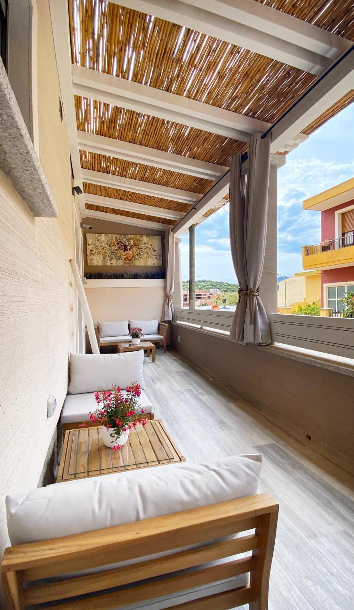 Elis B&B Villasimius Eksteriør billede